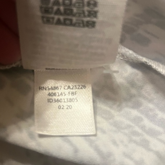 VS Pink Strappy Workout Top with Shelf Bra size M - Picture 7 of 10